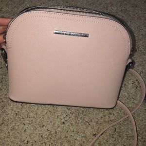 Authentic Steve Madden cross body.